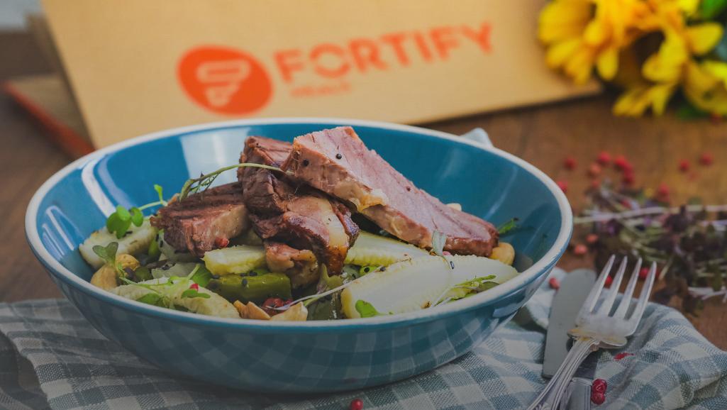 use a weekly meal delivery service