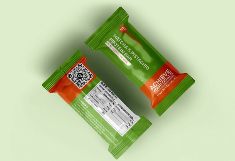 matcha-and-pistachio-protein-bar